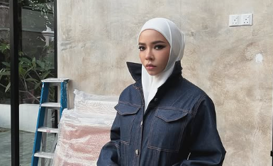 Nora Danish gigih bayar 'hutang' solat fardu, menangis sebab penat