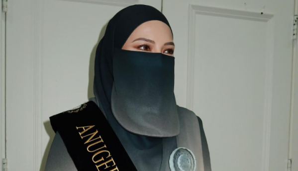 Mendonia! Neelofa dapat Anugerah Wanita Inspirasi