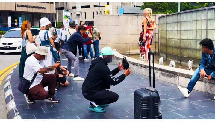 Jurugambar Haram Bermaharajalela Di KLCC,Siap Marah Orang Awam Rakam Video.Siapa mereka ini sebenarnya?