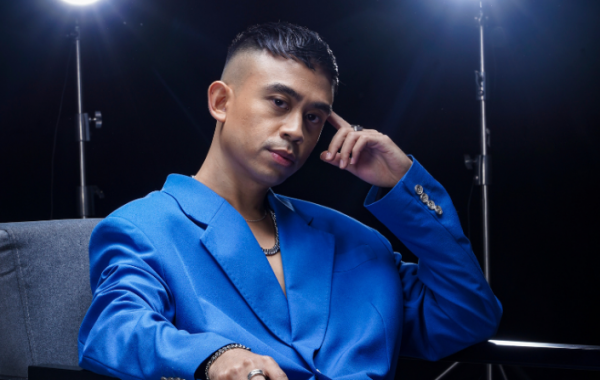Alyph 'buang' Sleeq, buat haluan sendiri