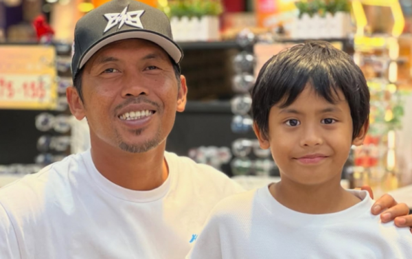 Shuib bayar gaji lantik anak jadi duta