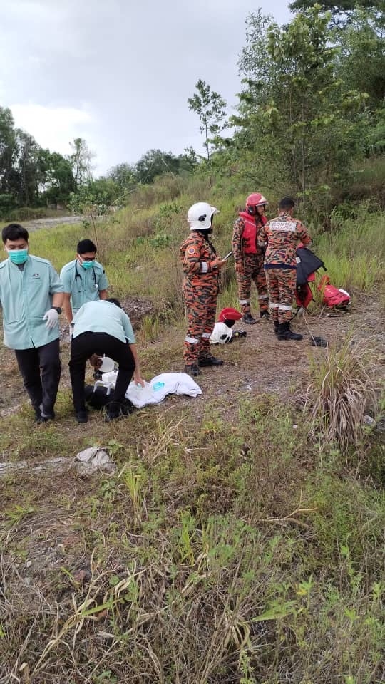 Kanak-kanak lemas jatuh kolam terbiar di Presint 17
