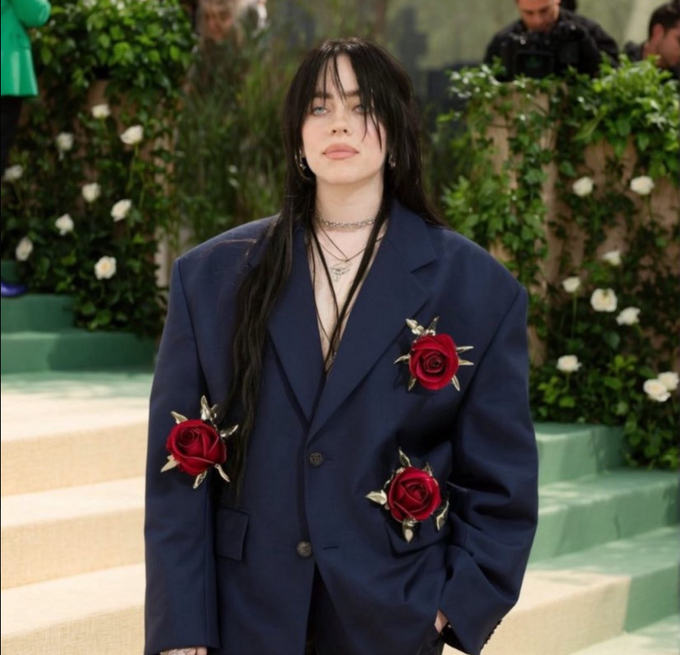 'Itu foto AI, saya tak pergi pun Met Gala' - Billie Eilish