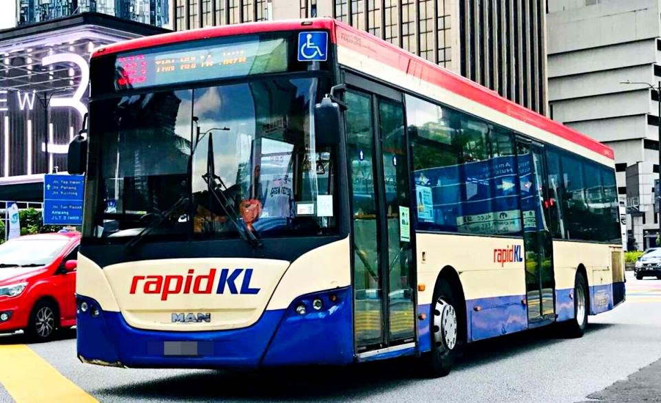 "Apa Gak Rugi Ya?" - Indon Sibuk Nak Mempersoalkan Bas Rapid Malaysia!