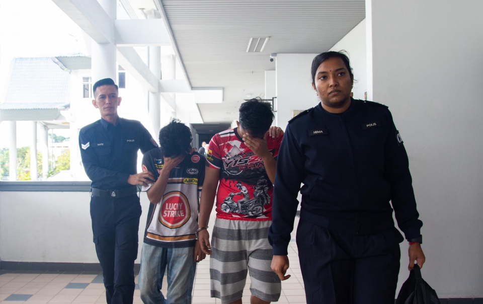 Dua lelaki direman menyamar polis, ugut dan rogol siswi dalam kereta
