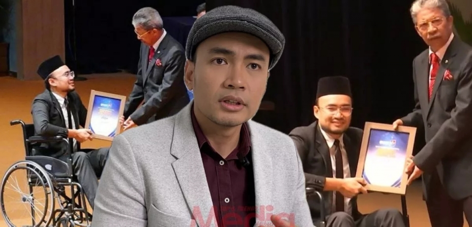 "Semangat Untuk Saya Lakukan Yang Terbaik," - Diddy AF4 Terima Anugerah Penjawat Cemerlang UUM