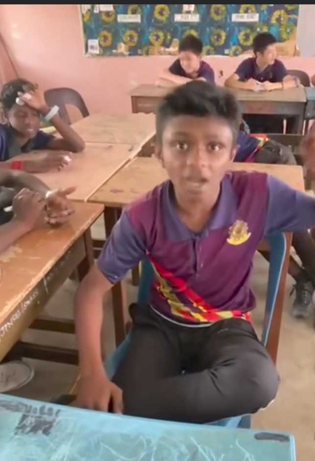 'Saya Datang Ke Sekolah Untuk Jumpa Saya Punya Gelpren,Bukan Untuk Belajar