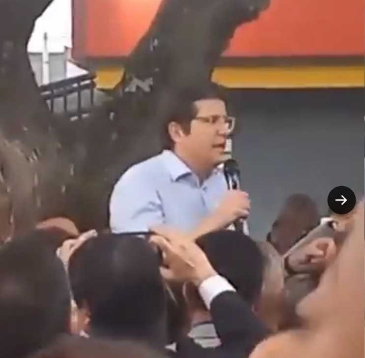 [VIDEO] Calon Presiden Colombia Ditembak Di Kepala Ketika Berkempen ~ Masih Hidup!
