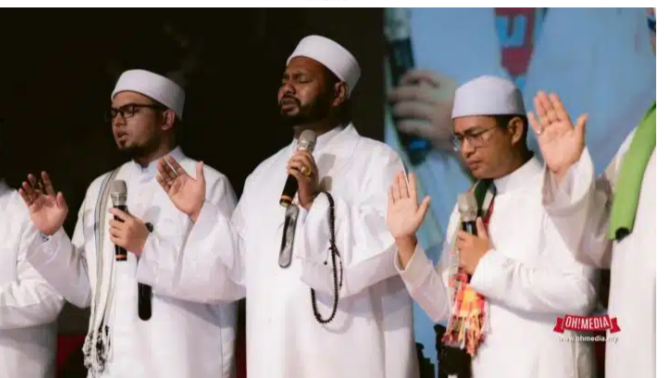 Bukan Konoha:Mengapa Majlis Selawat Imam Firdaus Firabib Terselit Lagu Remix Dua Lipa Dan Bollywood?