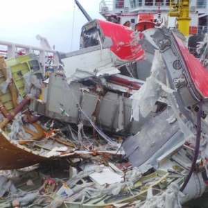 Qz8501 Didakwa Meletup Di Udara