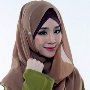 Alangkah Bagusnya Gadis Bertudung Itu ‘Say No’ Kata Rania