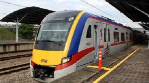 Tambang Komuter Naik Mulai 1 Mei