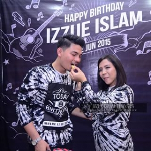 So Sweet! Izzue Islam Sambut Birthday dan Anniversary