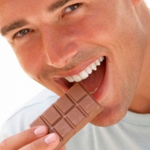 Mengapa Lelaki Harus Suka Coklat Sebenarnya?