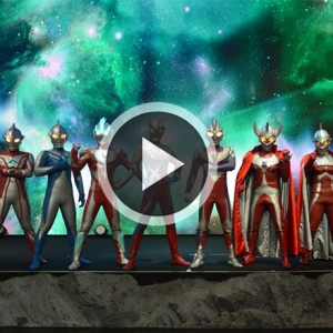 8 Ultraman Berentap Di Genting