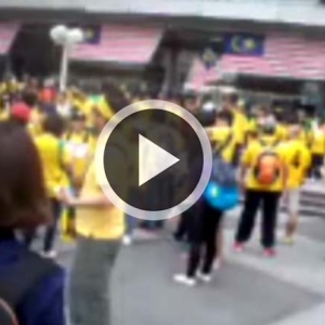 Laporan Khas Bersih 4.0 : Keadaan Di Depan SOGO, Peserta Semakin Ramai