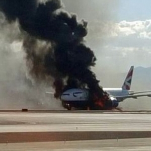 British Airways Terbakar, 14 Cedera Ringan