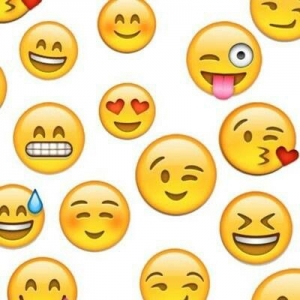 10 Emoji Yang Sering Anda Salah Gunakan