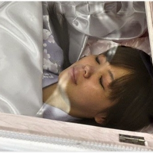 Jepun Raikan Pesta Pilih Makeup Saat Mati