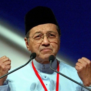 Tun M Keluar UMNO?