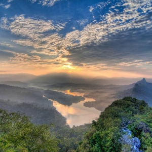 Bukit Tabur Jadi Tarikan Pendaki Sambut Tahun Baru!