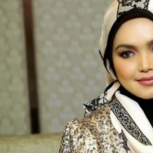 Siti Nurhaliza Maafkan Wanita Yang Mengkritiknya