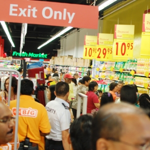 Pasar Raya Aeon Big Di Seremban Ditutup