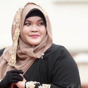 Diva 90an, Aishah Sedih Terpinggir Dari Pentas Hiburan!