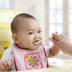 Makanan Terbaik Untuk Si Manja Selain Susu Dan Nestum