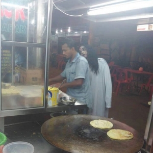 Pontianak Meniaga Murtabak, Jom Pergi Malam-Malam