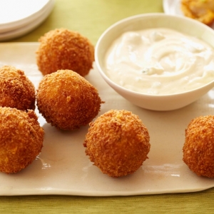 Resepi Chicken Cheezy Balls 'Homemade', Terliur Dibuatnya!