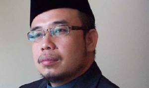 Islam Tak Suruh Melayu Jadi Arab Tak Pula Supaya Jadi Barat - Dr Maza