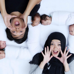 Wanita Ini Dikurnia 5 Kembar Selepas Berdoa Depan Kaabah Mohon 6 Anak