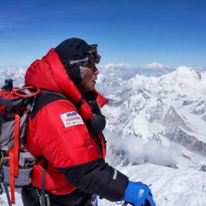 Pendaki Tertua Juga 'Ulat Buku', Lee Mulakan Pendakian Tawan Everest