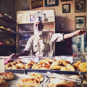 Salahuddin Bakery, Kenapa Anda Harus Cuba Roti Di Kedai Legend Ini