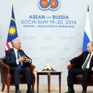 Tragedi MH17: Najib Ke Rusia Jumpa Putin