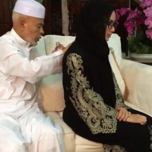 Video Neelofa Sedang Berubat Dengan Ustaz Harun Din Jadi Perdebatan