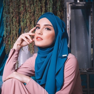 Top 5 Fesyen Hijab Popular Pilihan Si Gadis Menjelang Raya
