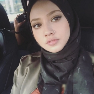 Fatiya Latiff Dikutuk Netizen Gara Muat Naik Gambar Hidung Bertindik