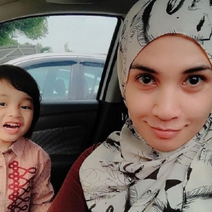 Instagram Izreen Azminda Digodam, Hilang 1.2 Juta Pengikut