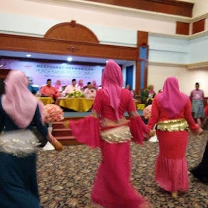 Viral Tarian Gelek 'Power' Dipersembahkan Puteri UMNO - Mana Pergi Malu?