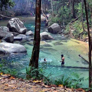 Kejernihan Air Terjun Lata Belatan Punca Tarikan Ramai Pengunjung