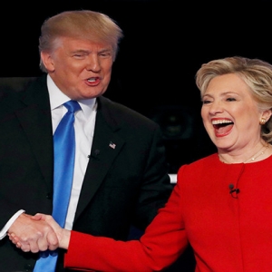 Populariti Hillary & Trump Agak Setanding, Undi Atas Pagar Menjadi Taruhan