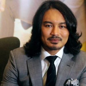 Untungnya, Peminat Hadiahkan Anuar Zain Jam Tangan Rolex