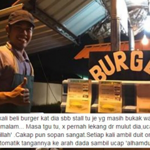 Mulut Tak Lekang Sebut Alhamdulillah, Penjual Burger Ini Cairkan Hati Netizen