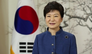 Presiden Korea Selatan, Park Geun-Hye Sedia Letak Jawatan Selepas Didesak Rakyat
