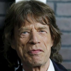 Masih Bertenaga! Mick Jagger Menimang Anak Ke-8 Pada Usia 73 Tahun