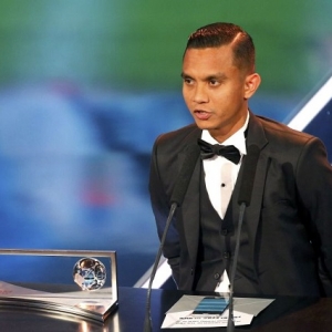 Pertikai Faiz Subri Tak Pandai 'Speaking', Netizen Tempelak Penulis Portal