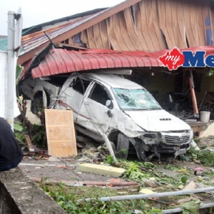 Kedai Makan Dirempuh Kereta 4WD, Pemilik Kedai Rugi RM20,000