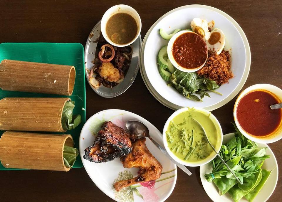 Makan Nasi Bamboo , Makanan Tradisi Perak Yang 'Rare' Di ...